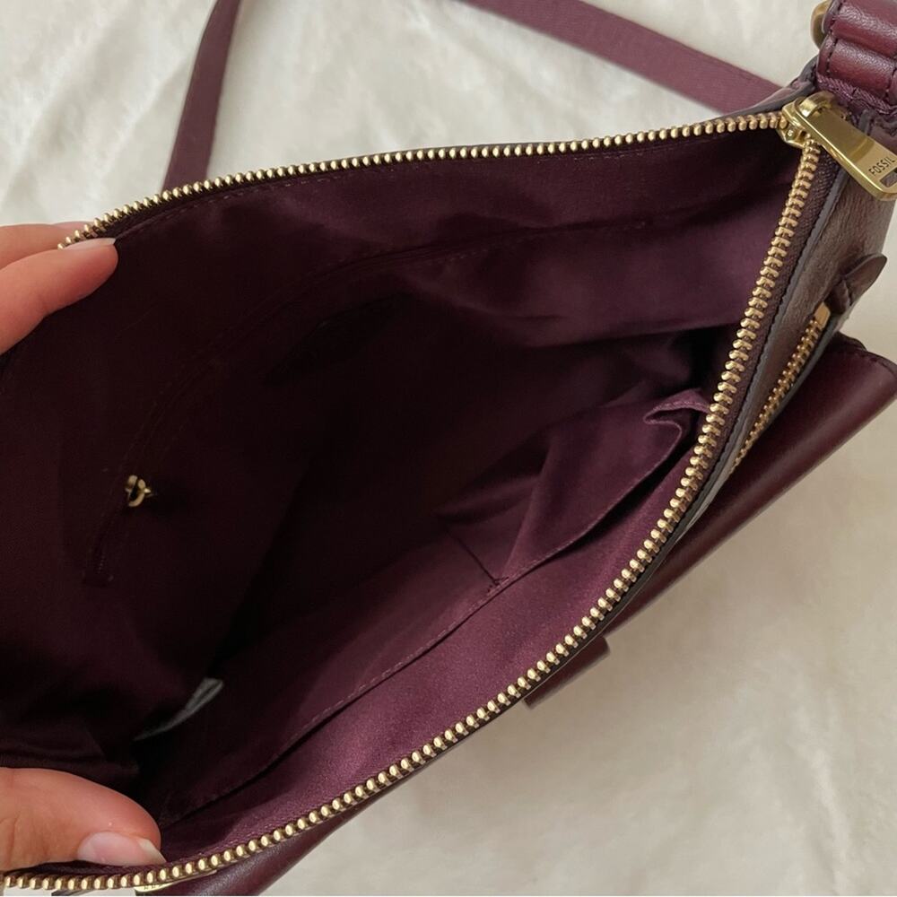 Fossil Maroon Leather Bag - Picture 9 of 9